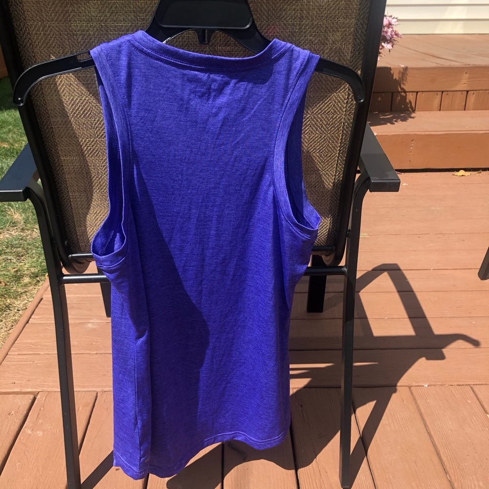 Reebok Tank Top - Picture 2 of 3